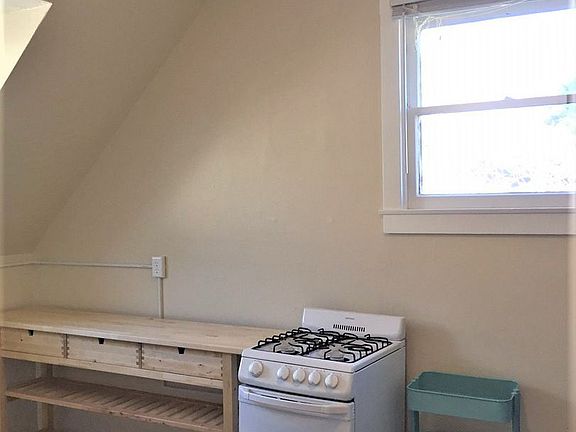 4th image of 1362 Calistoga Ave APT 3