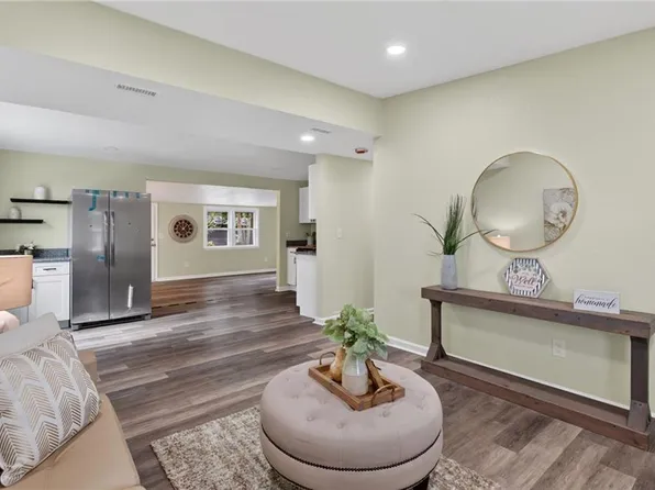 2912 Scotia Dr, Chesapeake, VA 23325