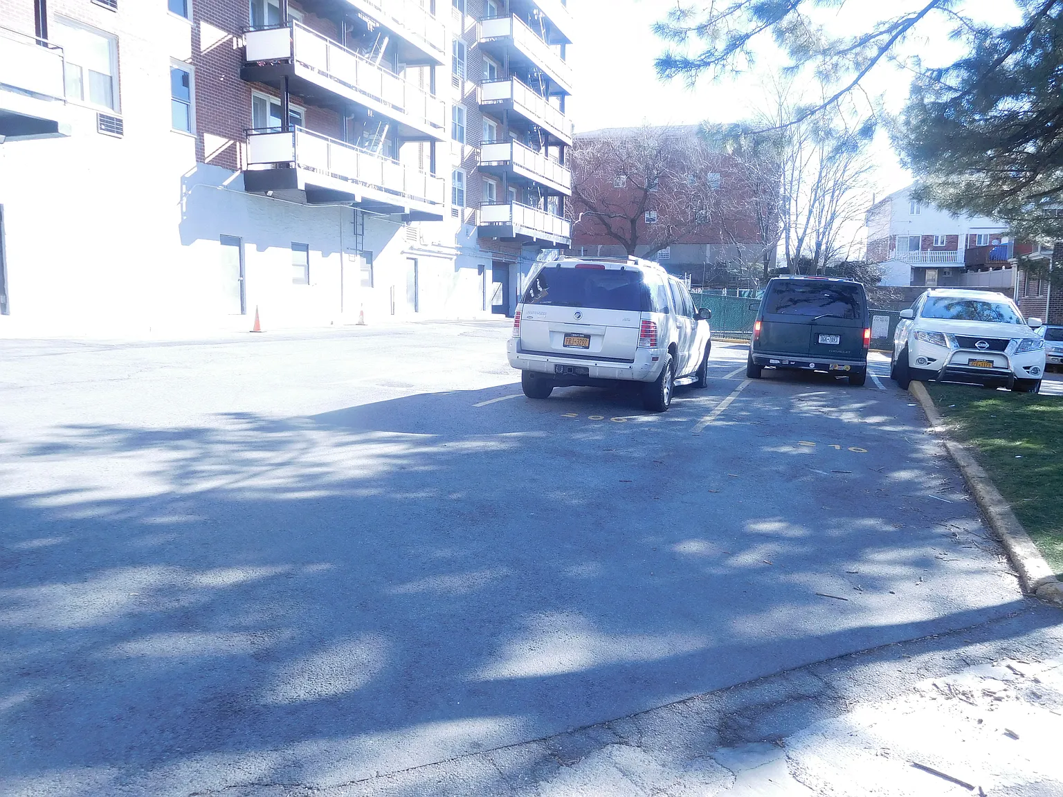2 bed, 900 sqft, $2,950 — Photo 2