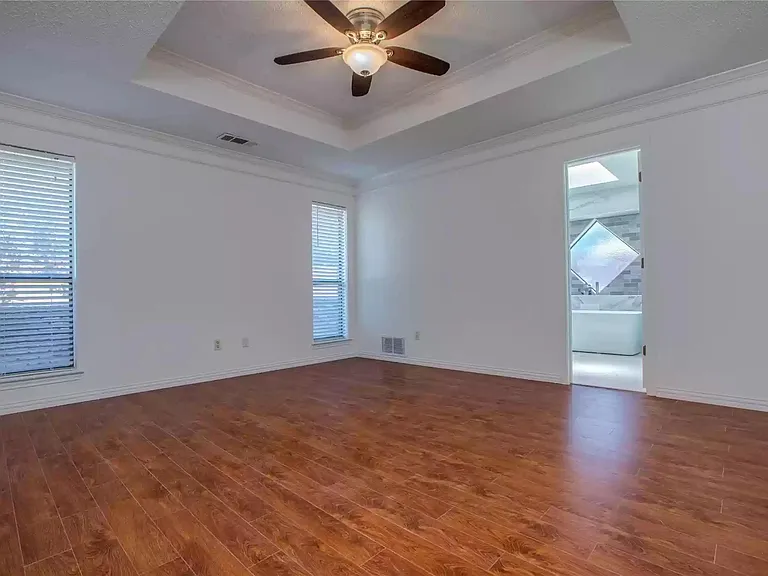4633 Centenary Dr — Photo 17