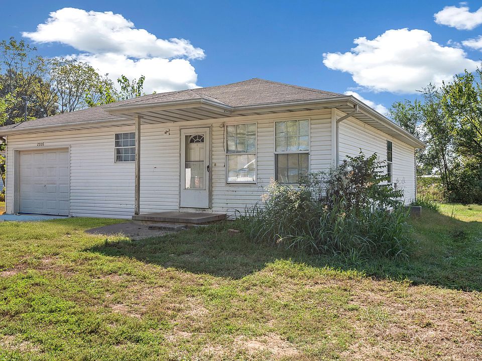 2nd image of 2928 W Chestnut Street