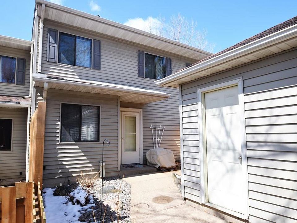 1st image of 225 Bridlewood Dr