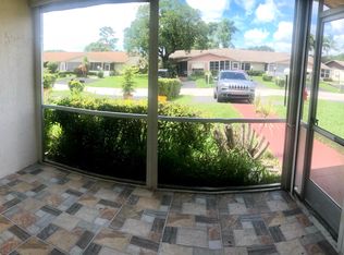 6075 La Palma Ln, Delray Beach, FL 33484