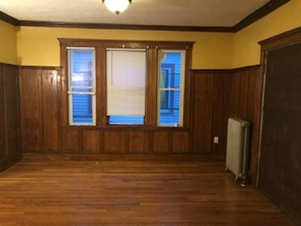 2nd image of 86 Rosseter St #3