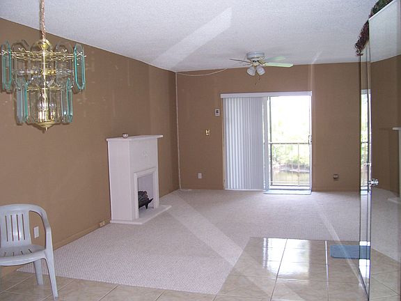 4th image of 1785 N Andrews Sq APT 201E