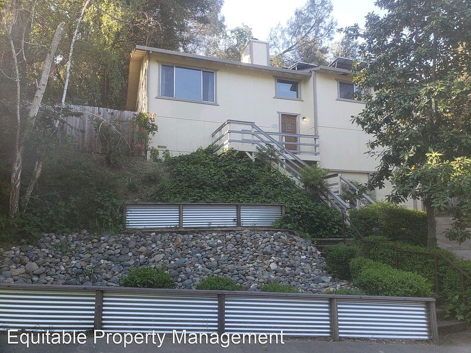 1st image of 828 Mikkelsen Dr