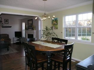 606 Doe Creek Trl, Waterloo, IL