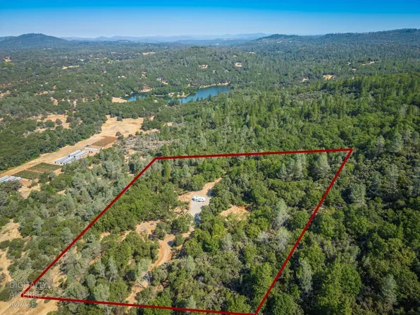 13417 Hallwood Pl, Grass Valley, CA 95949