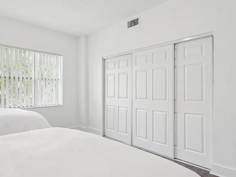 Windsor Castle Townhome Community — Photo 59