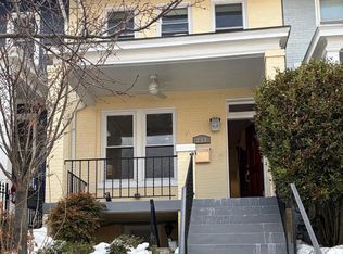 237 16th St SE, Washington, DC 20003