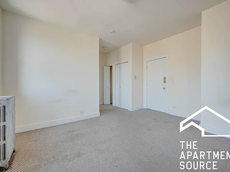1536 N Kedzie Ave #3J — Photo 3