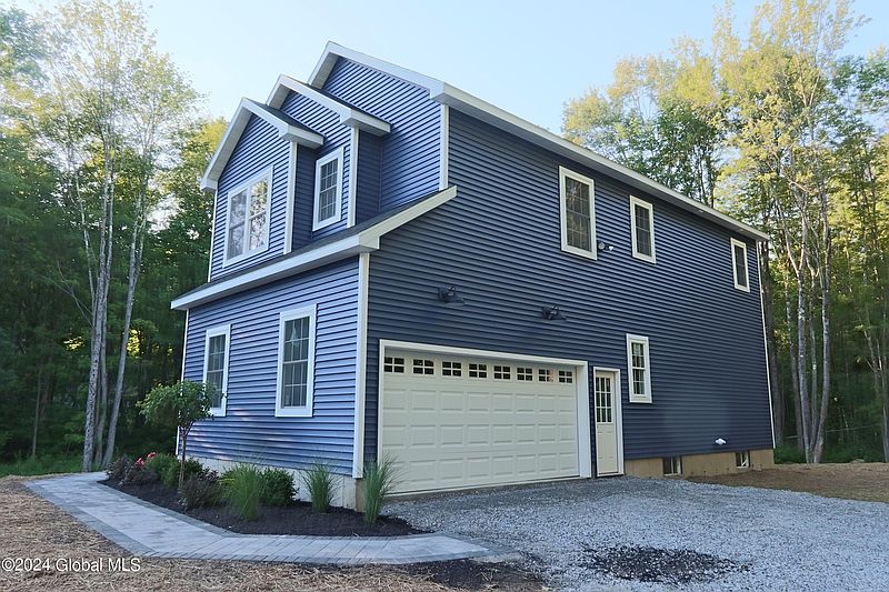 5th image of 1330 Division Street