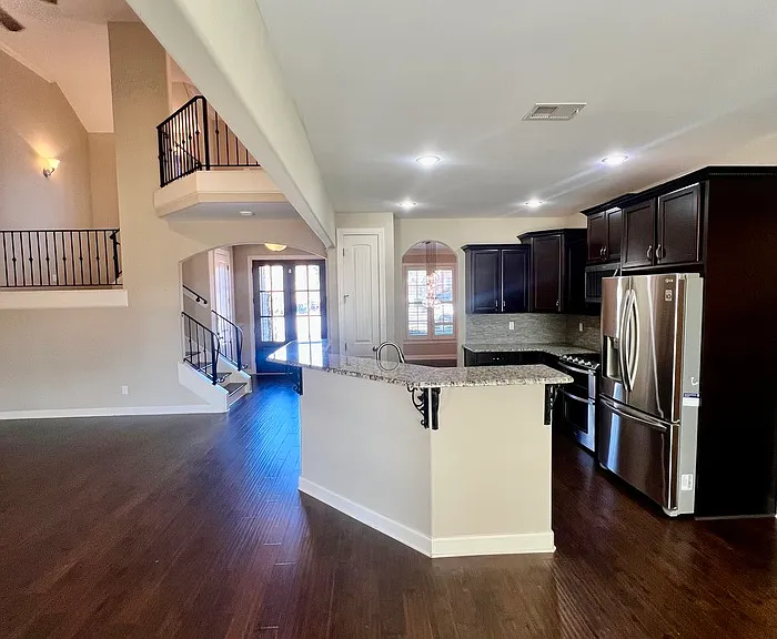 771 Six Oaks Ln — Photo 20
