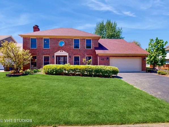 1805 Beloit Ct, Naperville, IL 60565