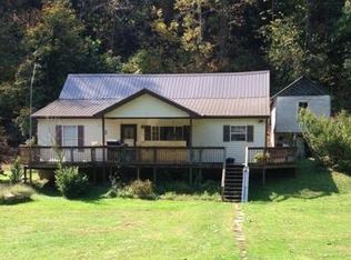 849 Poca Fork Rd, Elkview, WV 25071