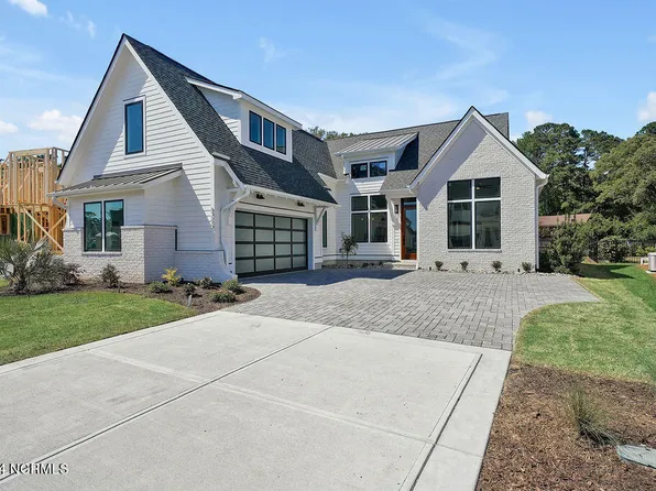 8265 Winding Creek Circle, Wilmington, NC 28411