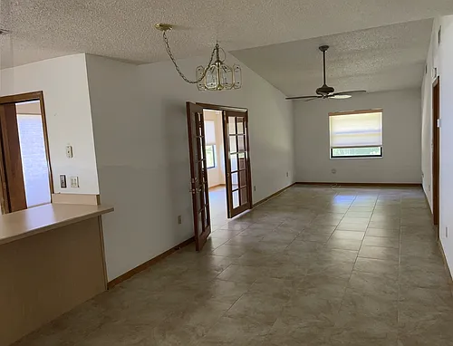 8 Farnum Ln #B Photo 1