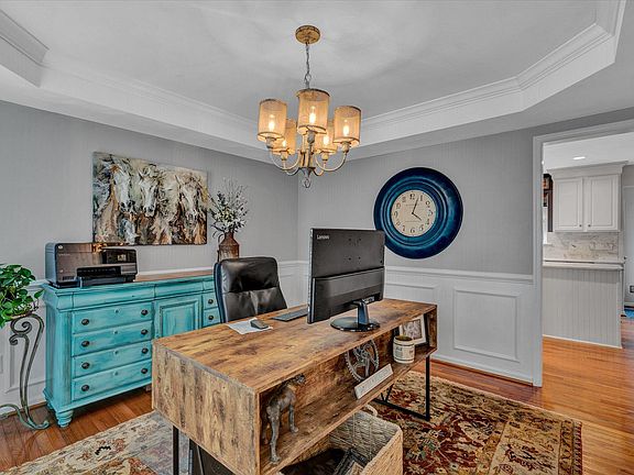 5th image of 6242 Sedgewick Dr