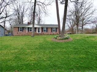 215 Enwood Dr, Charlotte, NC 28214