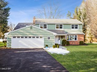 29 Revere Rd, Riverside, CT 06878