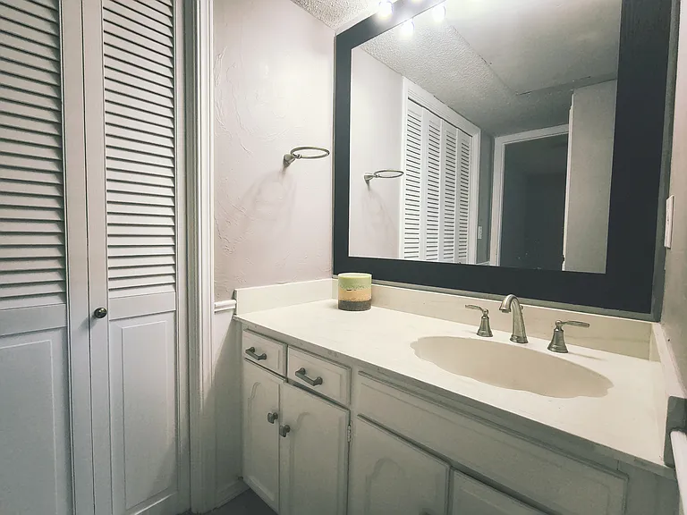 11417 N May Ave #1-D — Photo 19
