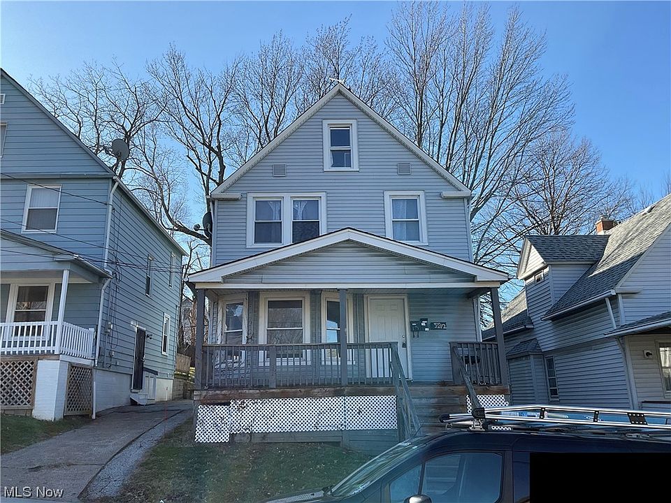 1st image of 3212 W 95th St