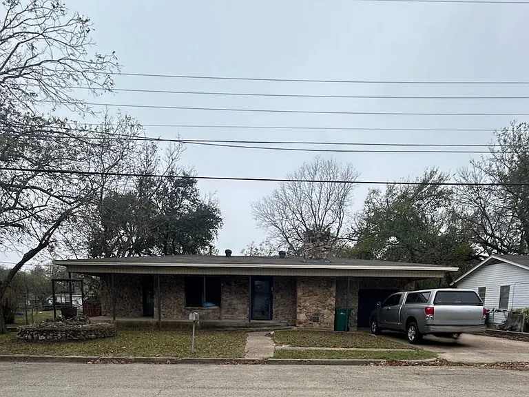 702 N Rita St — Photo 1