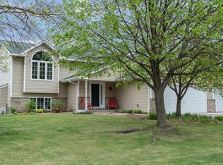 6909 90th Ave N, Brooklyn Park, MN 55445