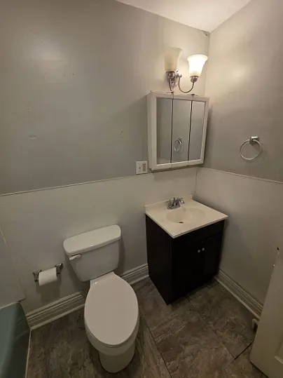 2525 Peach St #5 — Photo 5