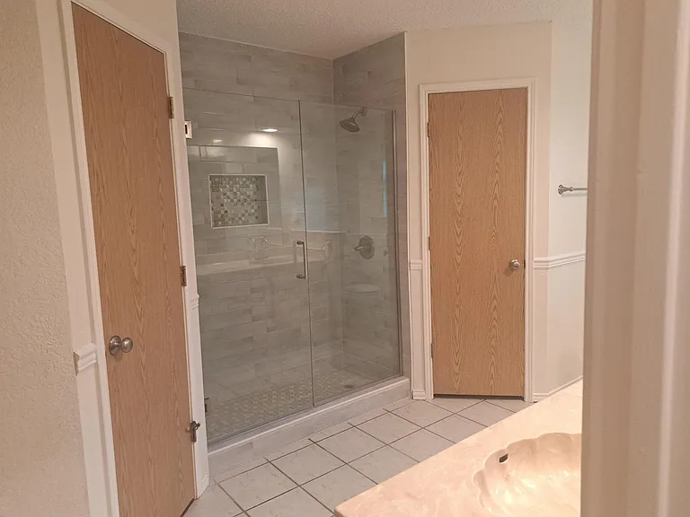 1325 Colorado Dr — Photo 17