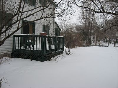 2nd image of 566 York Ave