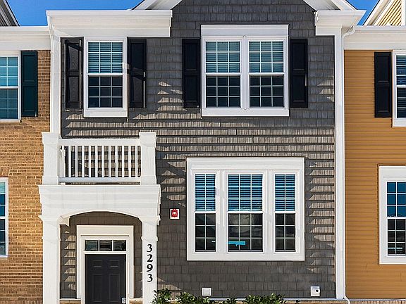 2nd image of 3293 Coral Ln