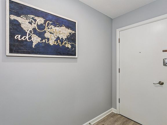5th image of 3411 E Oakland Ave #202A