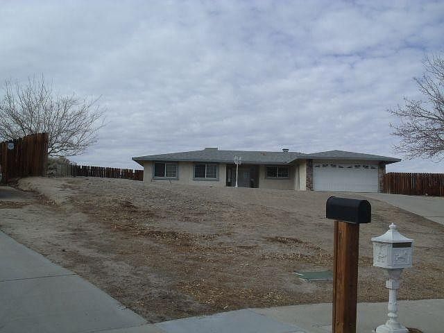 1st image of 14478 Camrose Ct