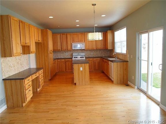 5th image of 9085 McClintock Dr