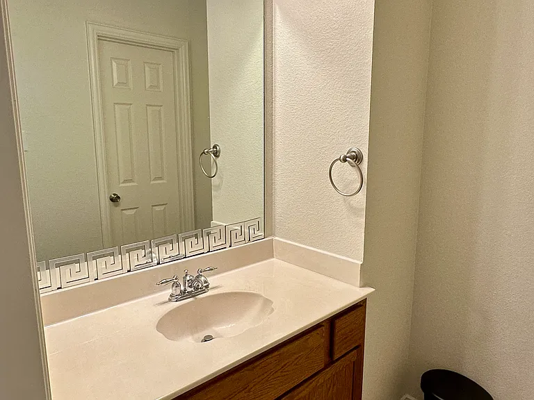 6514 Lake Forest Ln — Photo 12