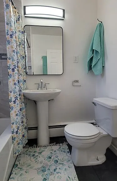 22230 Tenny St — Photo 7