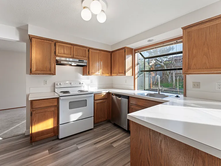 7050 SW 174th Ave — Photo 10