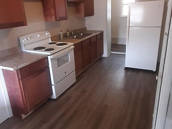 2nd image of 17237 N Highway 71 #1