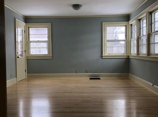 422 Hopson St NE, Grand Rapids, MI 49503