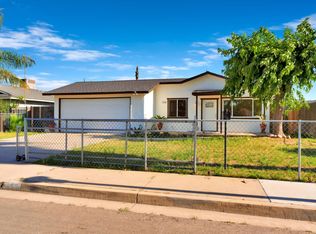 655 Forest Ln, Sanger, CA 93657