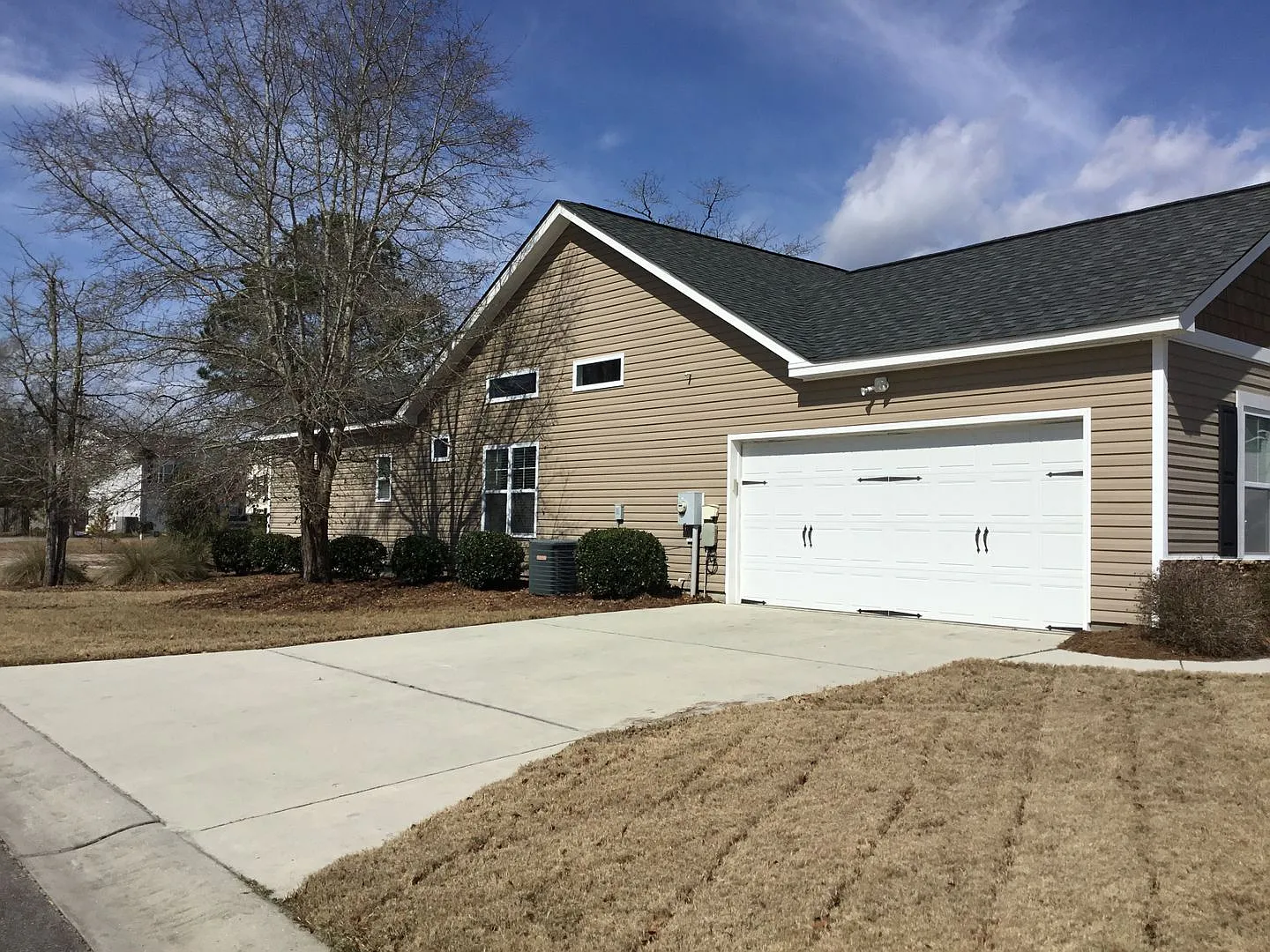 3 bedroom, 2 bathroom house in Bolivia, NC — Photo 2