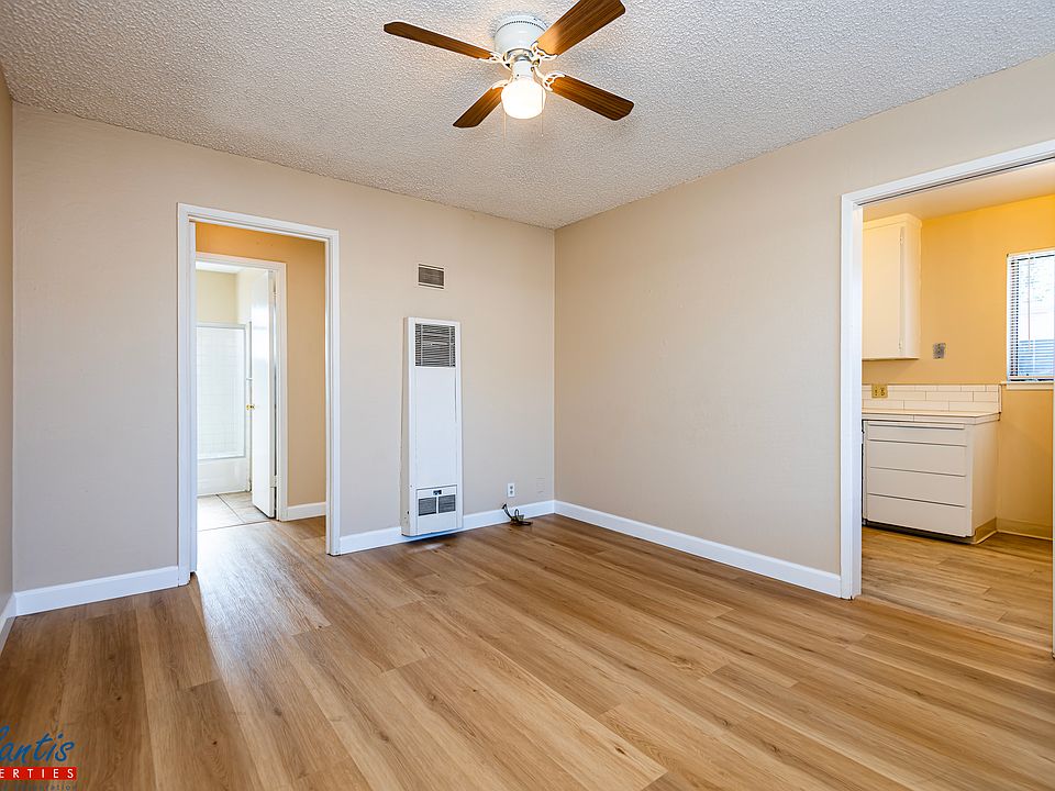 1st image of 411 Clifton Ave APT 3