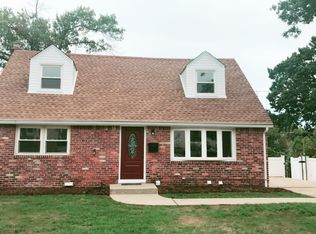 547 Keller Ave, Elmont, NY 11003