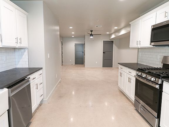 4th image of 3919 N Pennsylvania Ave #8B