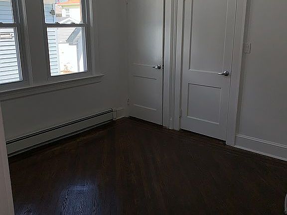 3rd image of 305 Demorest Ave