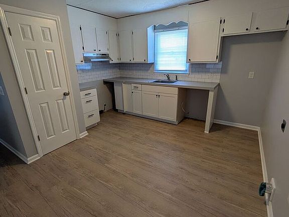 3rd image of 5113 Ponderosa Dr