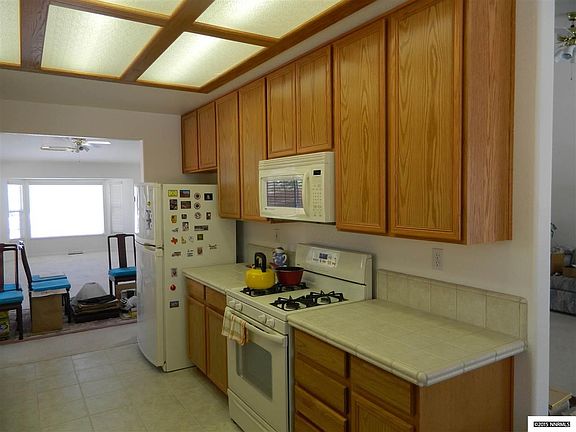 3rd image of 1460 Kinglet Dr