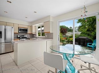 12 Carter Rd, East Brunswick, NJ 08816