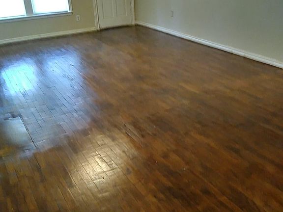 2nd image of 710 NW Ferris Ave